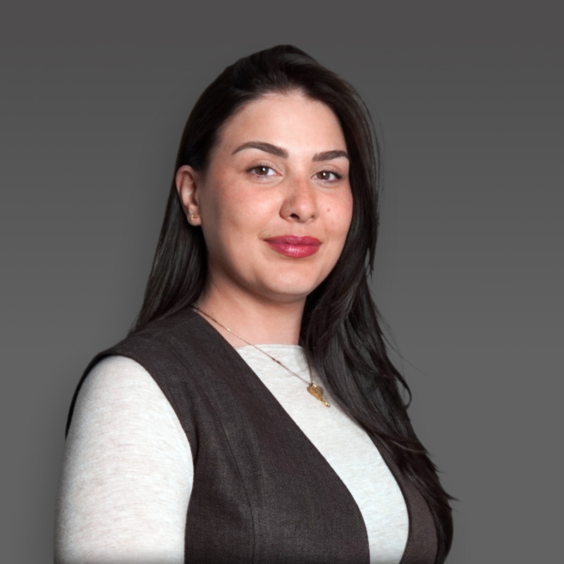 Lola Dominguez