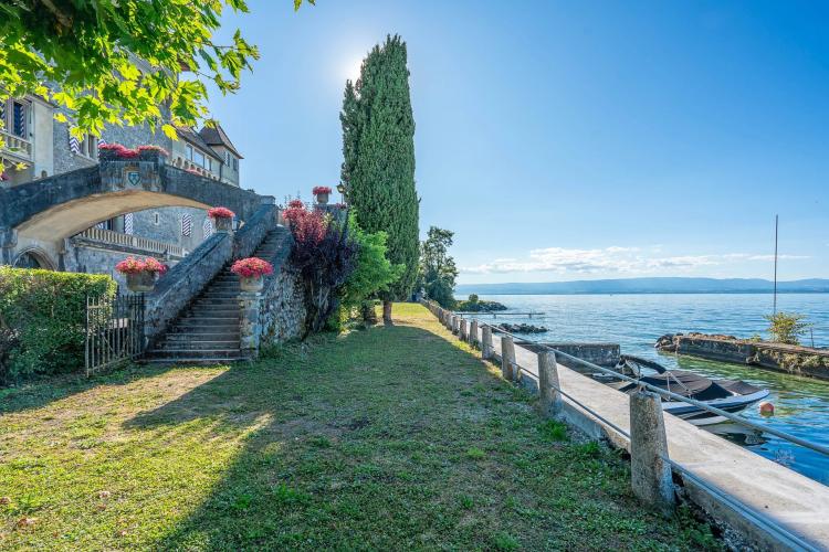 Lugrin - Appartement indépendant de 190 m² - Cadre prisé face au lac - Cave - 4 chambres
