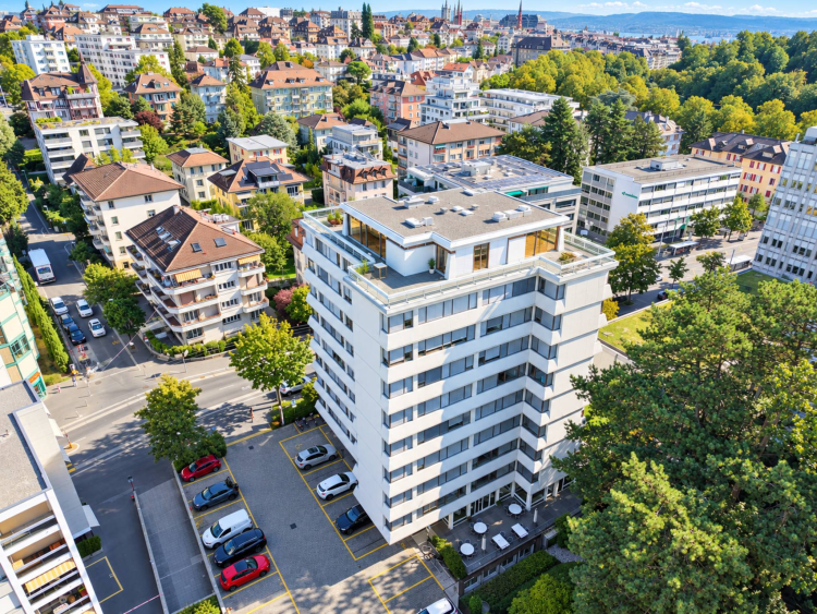 Cour 61 - 3'200 m² - Une adresse