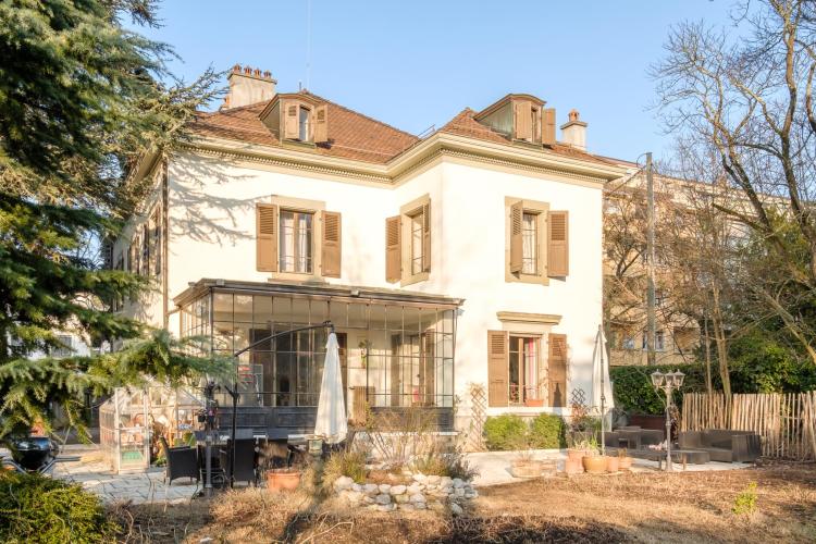EN EXCLUSIVITE - Magnifique maison de ville