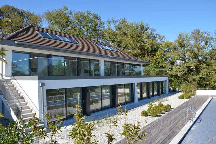 Villa contemporaine neuve avec vue sur le lac