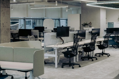 BARNES Commercial Realty - Surfaces commerciales