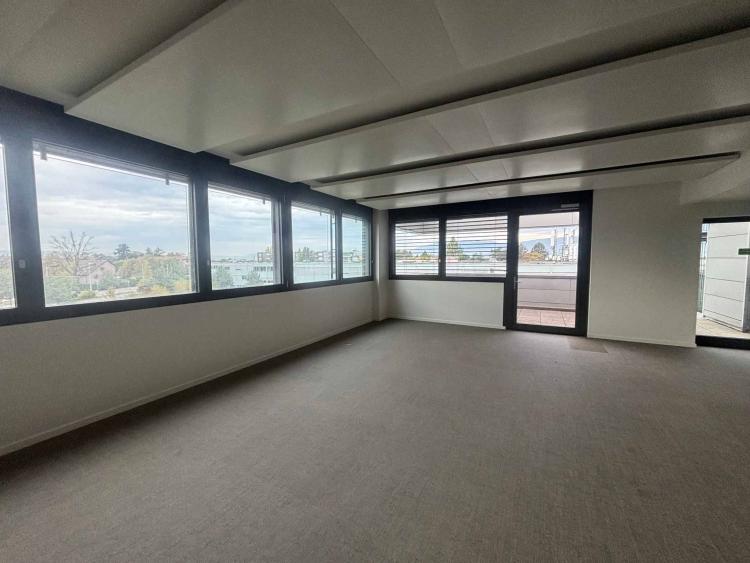ARCenter – 522 m² de bureaux plug & play au 3e étage