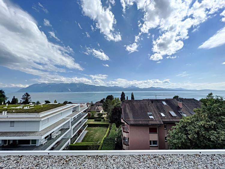 En exclusivité - Attique de plus de 320 m² avec une vue imprenable