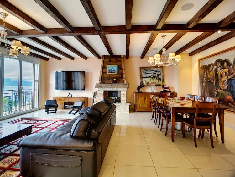 Appartement 5,5 pièces avec vue panoramique sur le lac