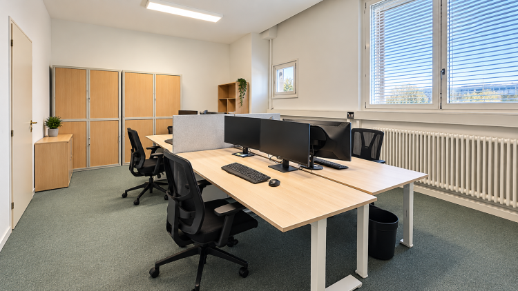 Bureau de 95m2 aux Acacias