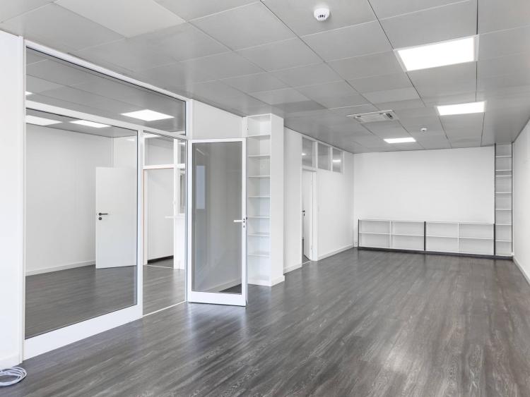 Surface de bureaux/ateliers de 337m2 à Satigny