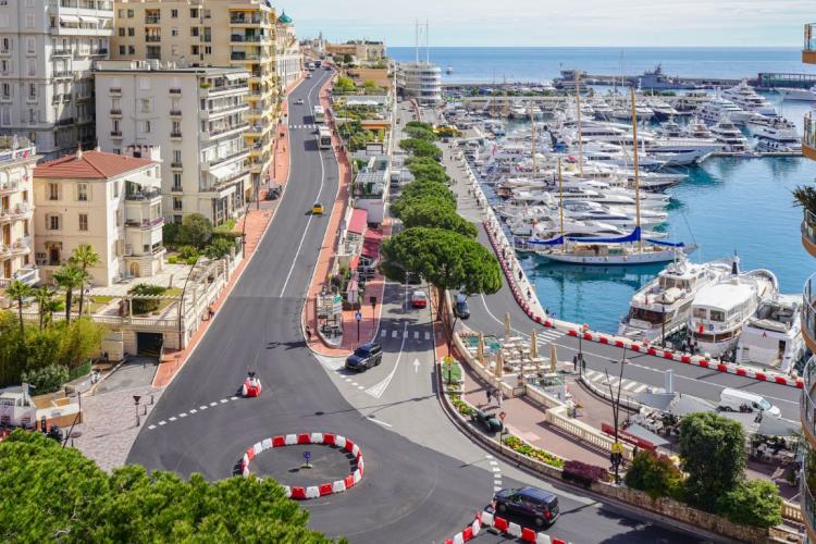 PORT DE MONACO - PANORAMA - 4 PIÈCES VUE MER ET F1