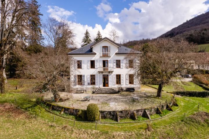 Annecy-le-Vieux - magnifique propriété bourgeoise