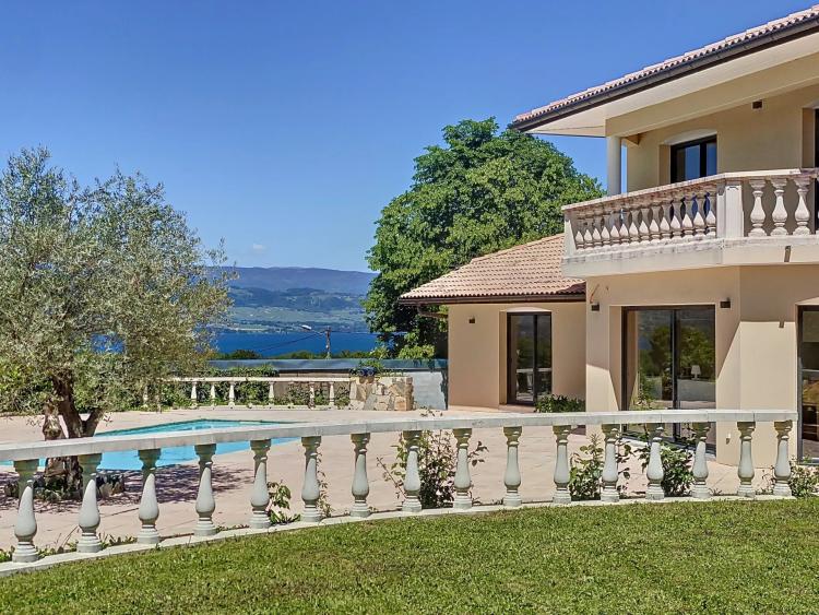 Messery - Villa avec piscine - Vue lac - Terrain de 1 797 m² - 4 chambres