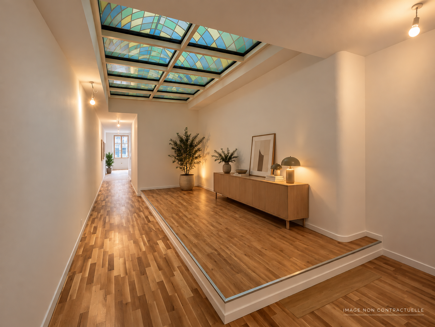 JNGnh_kaban-bien-couloir-minimaliste-sous-verriere-coloree-6ae1bd9640303861462587.png