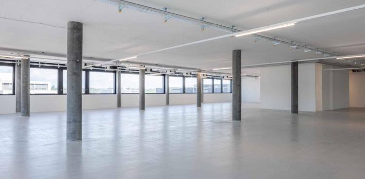 Surfaces d'atelier 630m2 - Zone industrielle de PLO
