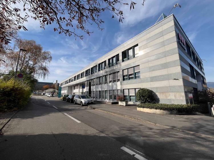 Bureaux de 164m2 - lumineux à proximité de l'aéroport et de la Place des Nations