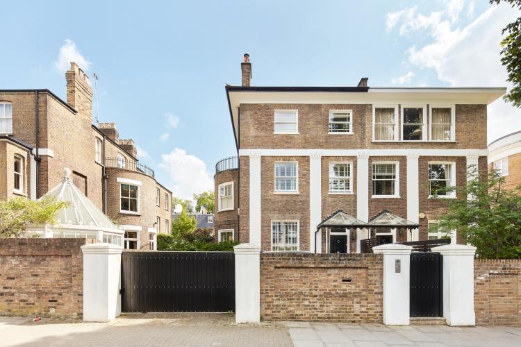 Ladbroke Road, Holland Park