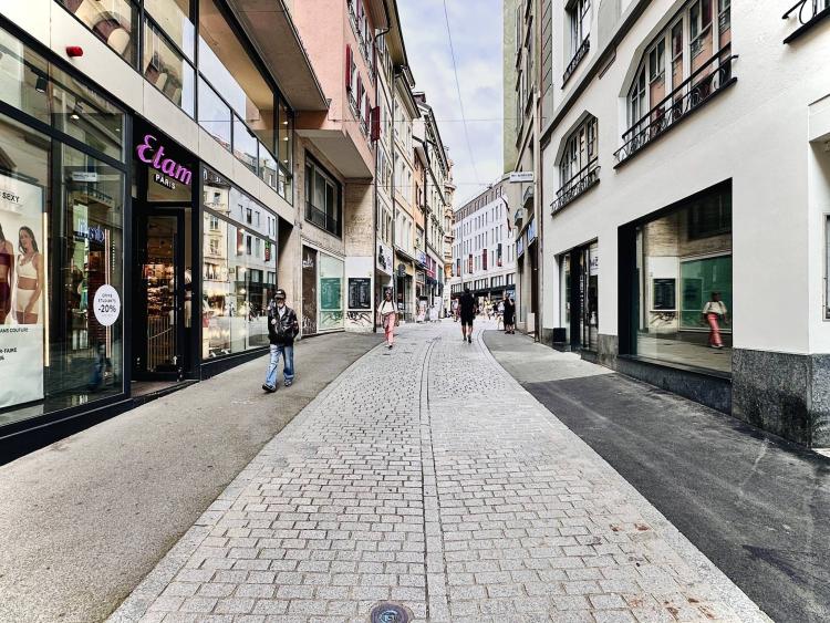 EMPLACEMENT PREMIUM - Bureaux de 252 m2 à louer à Lausanne